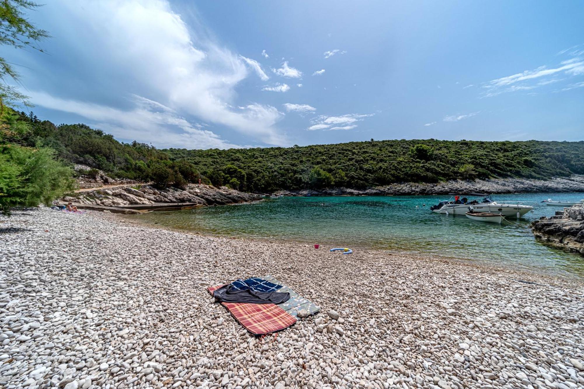 Seaside House For Families With Children Cove Rasohatica, Korcula - 4386 鲁巴达 外观 照片